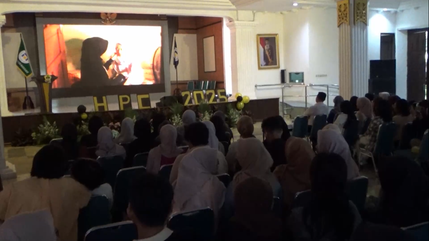 Mahasiswa Prodi Kesehatan Masyarakat Udinus Inisiasi Promosi Kesehatan Melalui Seni