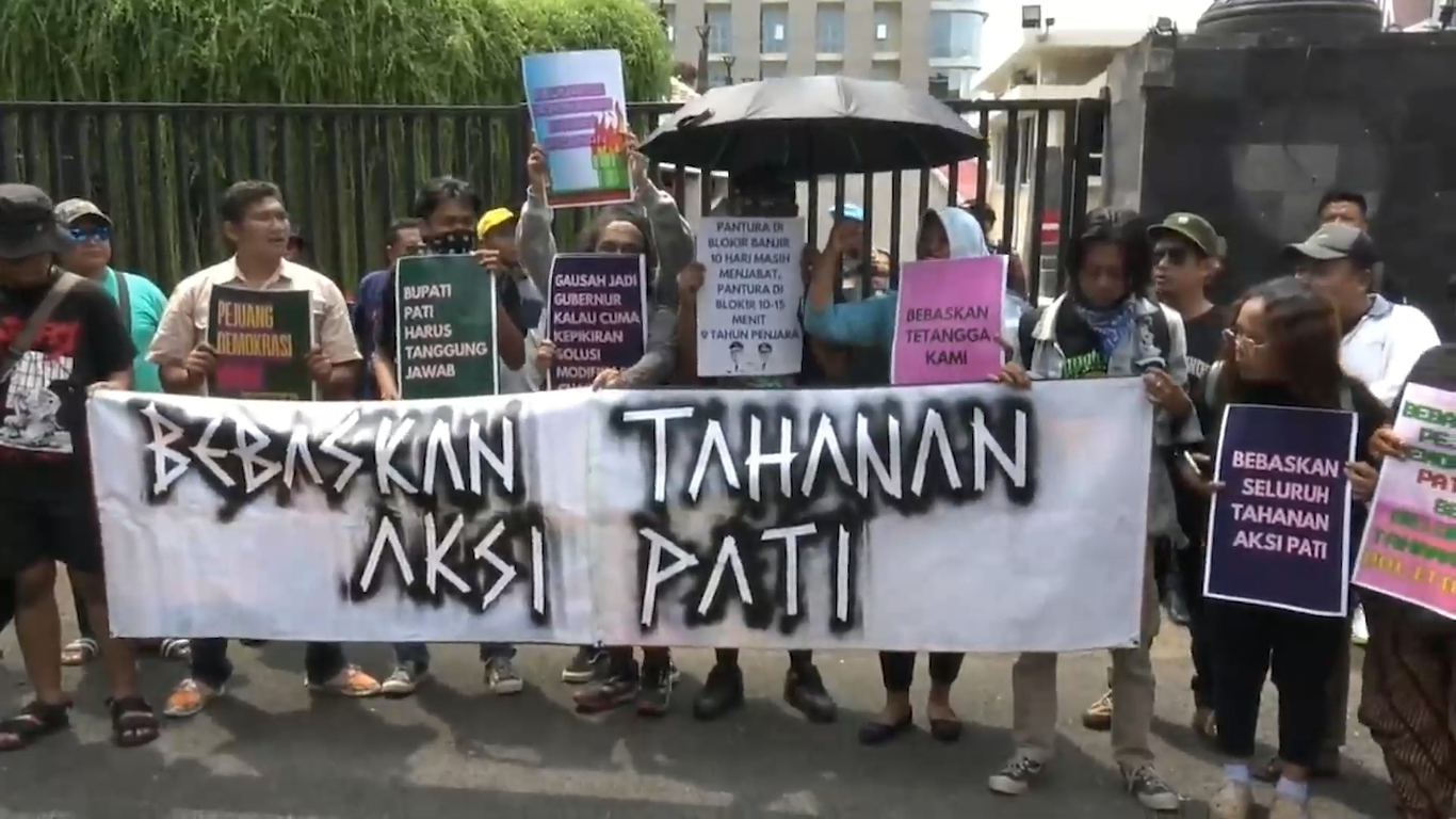 Tuntut Pembebasan 2 Tokoh AMPB Pati, Masyarakat Pati Datangi Polda Jateng