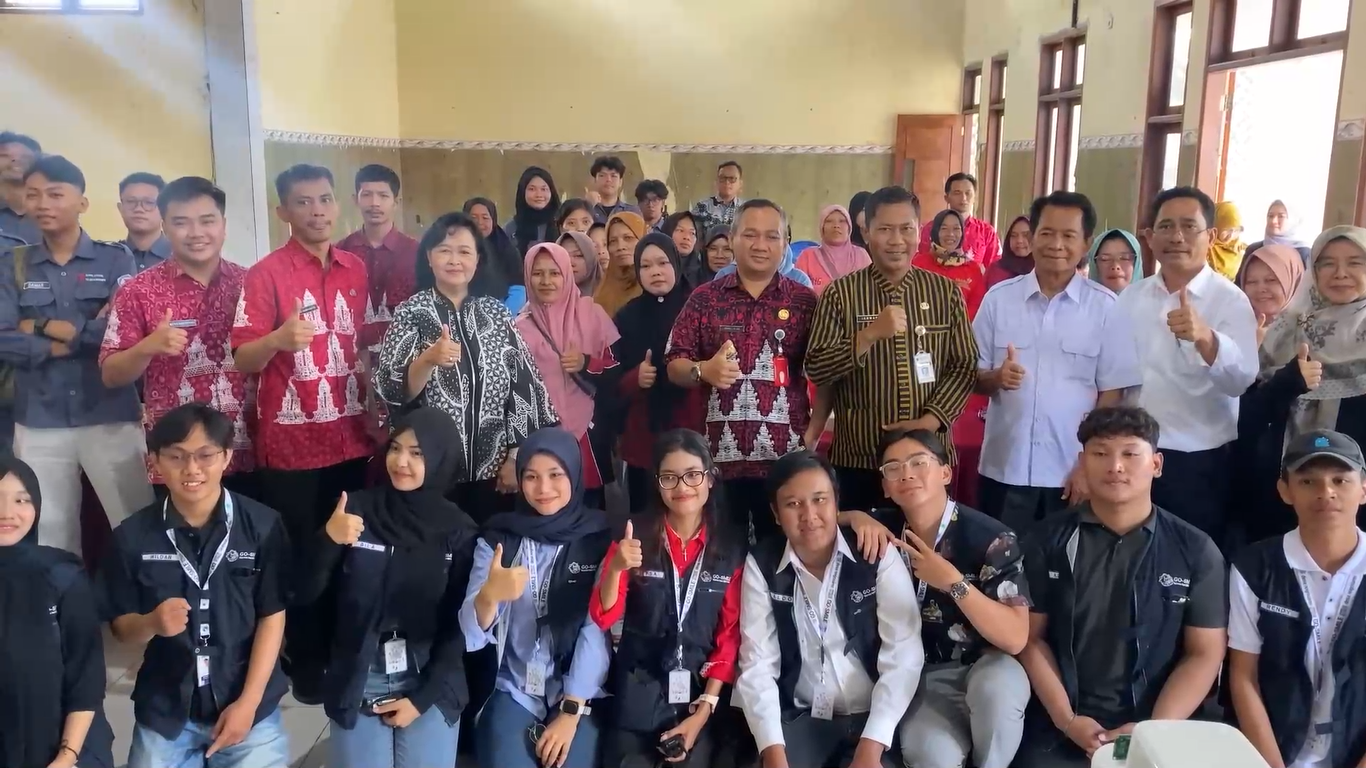 PPKO HMTI Udinus Resmikan Go-Smile, Inisiatif Kewirausahaan Berbasis Teknologi